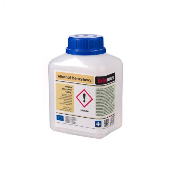 Benzylalkohol Flasche 500ml von BIOMUS, klare Flüssigkeit in transparentem Behälter, chemischer Lösungsmittel für Labor und Industrie